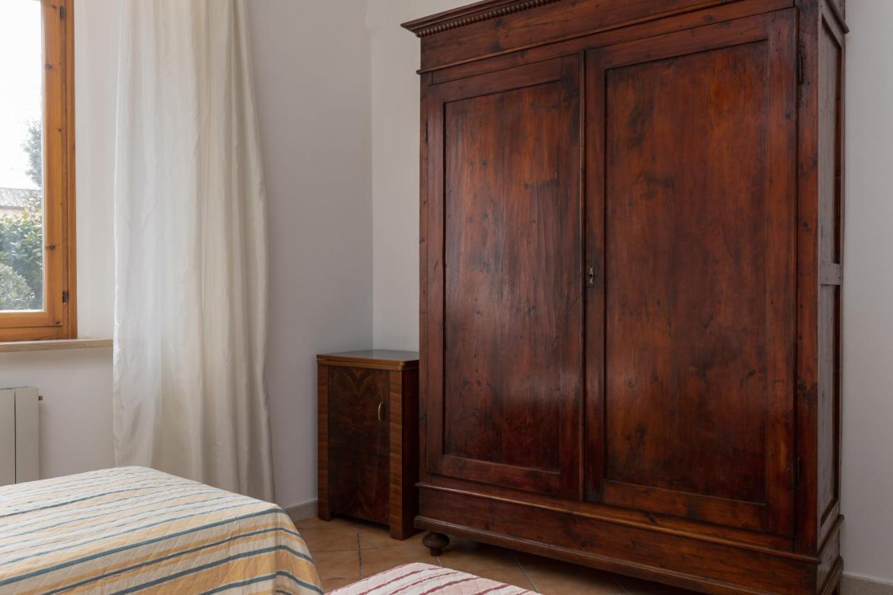 Enchanting Flat With Patio In Abbadia A Isola Monteriggioni Ngoại thất bức ảnh